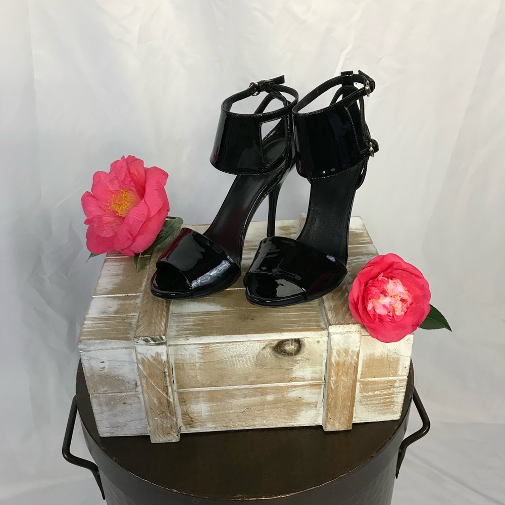 Gucci Patent leather high heel